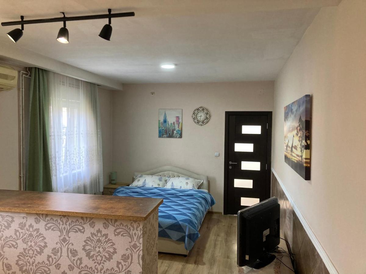 Apartment Milos Belgrado Esterno foto